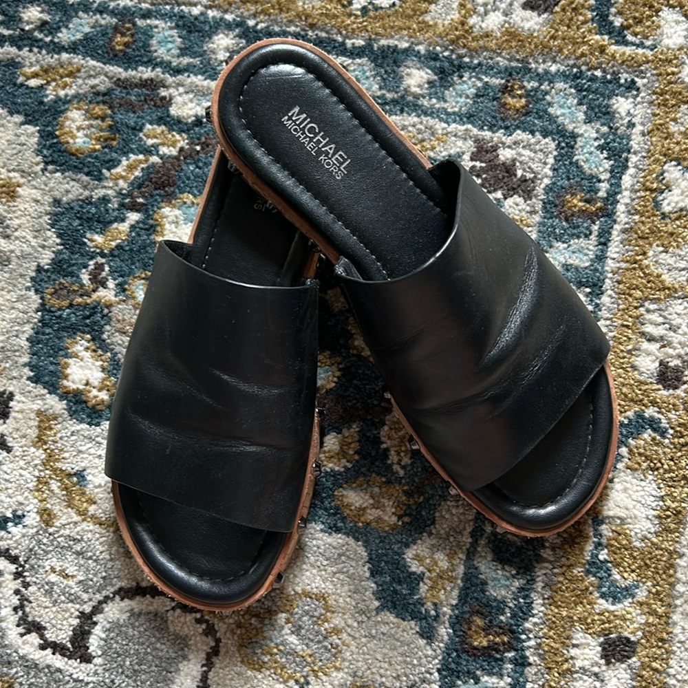 Michael Kors Ellen slide 6.0 black leather, worn twice EUC